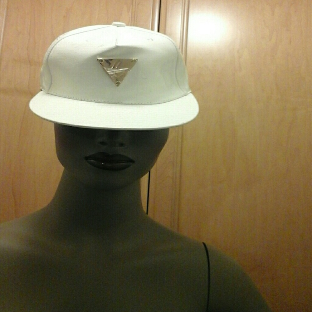 Hat - Picture 3 of 3